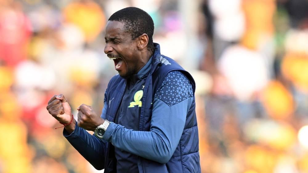 موكوينا (مدرب سان داونز): "نحن نعلم جيدا أن المباراة أمام الوداد ستكون صعبة لكننا سنحضر لها جيدا"