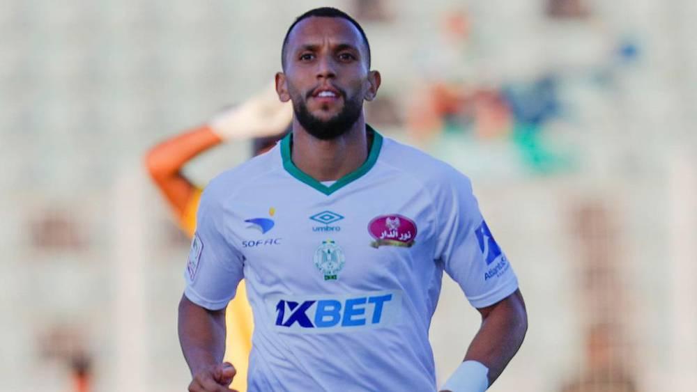 الإصابة تُغيب نوفل الزرهوني عن مباراة الرجاء أمام الفتح الرياضي