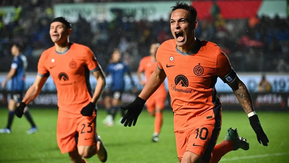 الإنتر يفوز على أتالانتا ويعزز صدارته للدوري الإيطالي