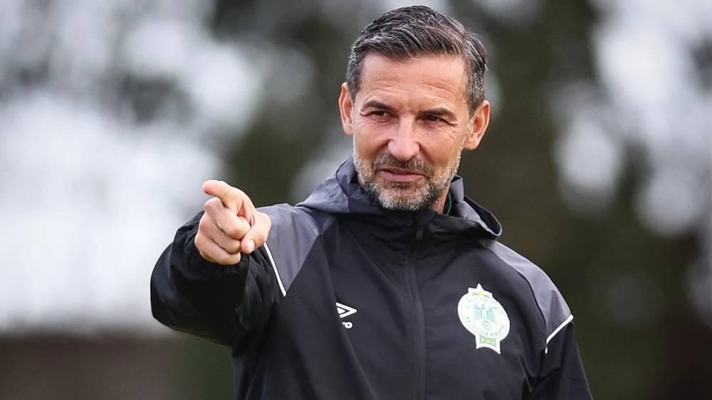 زينباو: "حققنا فوزا مهما أداء ونتيجة أمام فريق قوي مثل الفتح"