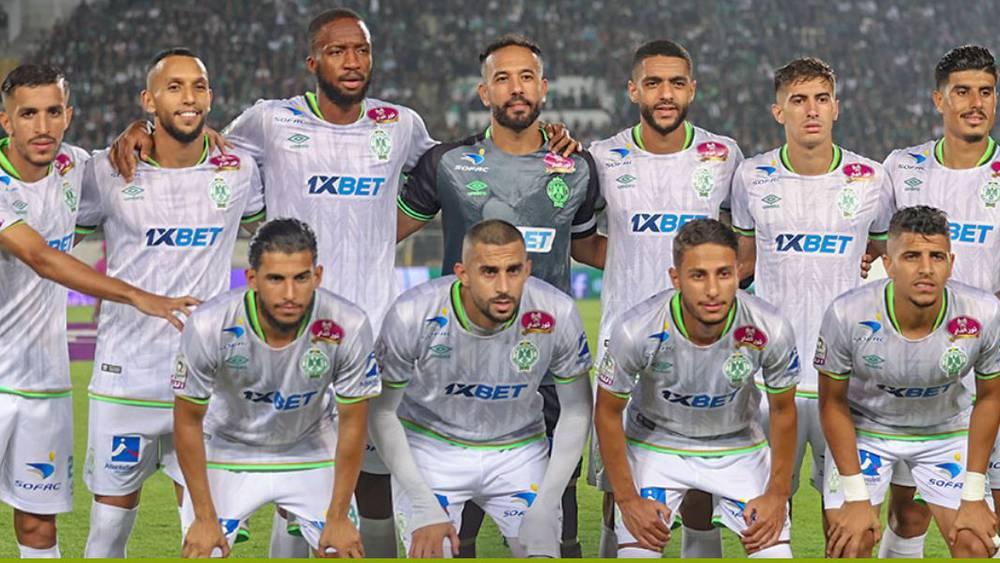 تشكيلة الرجاء أمام شباب السوالم.. زينباور يدفع بمقدم وخفيفي في الدفاع والنفاتي يقود خط الهجوم