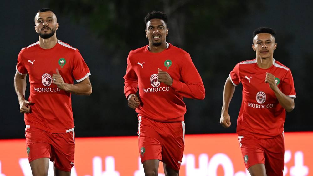 المنتخب المغربي يجري حصة مسائية جديدة استعدادا لمواجهة تنزانيا في تصفيات المونديال