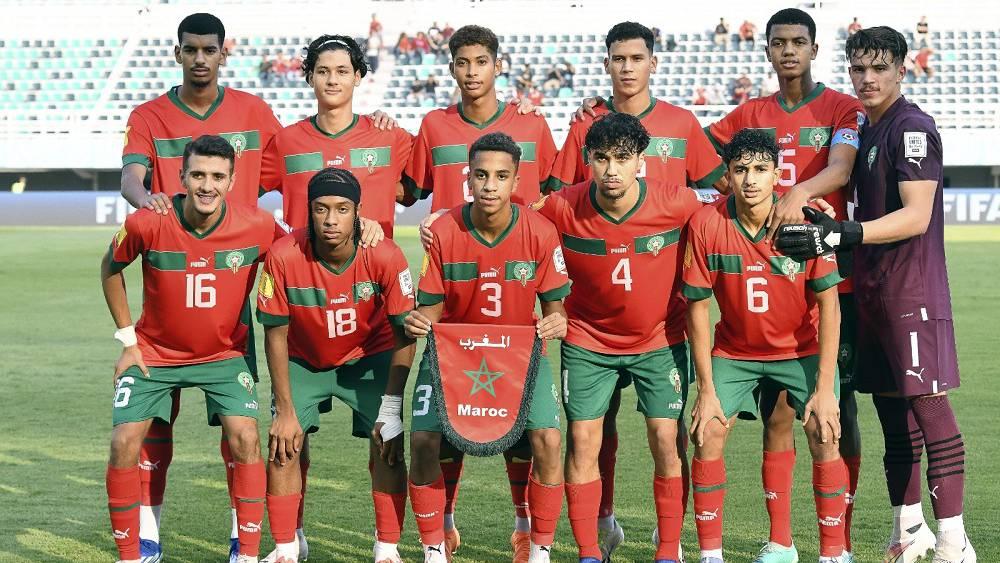 تشكيلة المنتخب المغربي تحت 17 سنة أمام إندونيسيا.. آيت بودلال يقود خط الدفاع وحضور أساسي لكوتون ومعالي