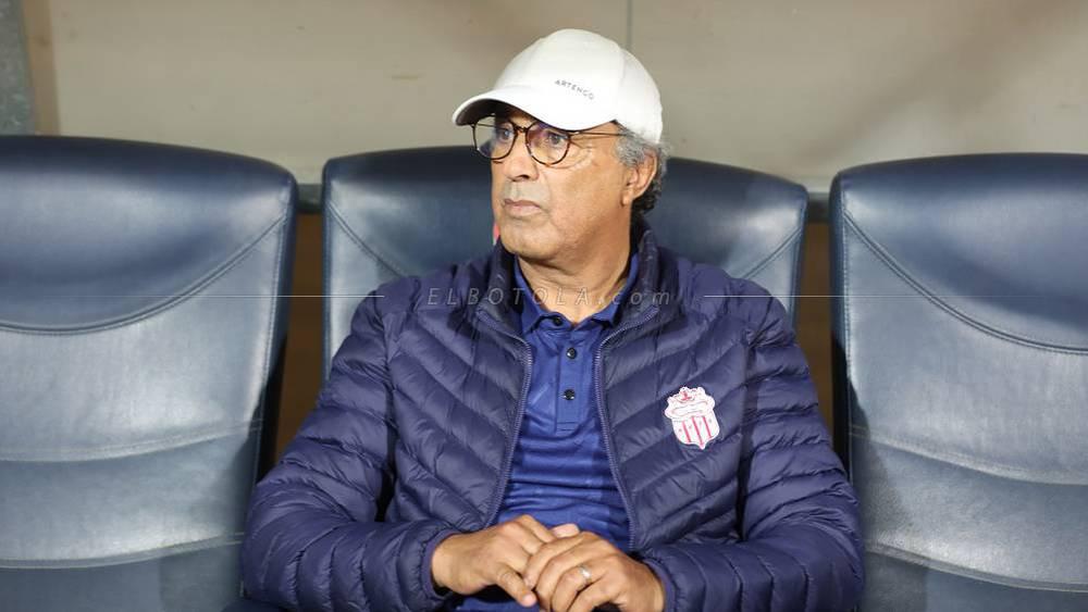 السكتيوي عن تراجع حسنية أكادير للمركز الأخير في البطولة الاحترافية: "ندفع ضريبة عدم خوض التداريب وهناك أمور أخرى تؤثر على الفريق"