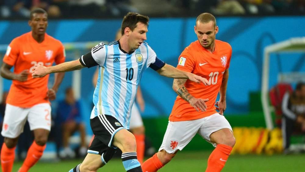 شنايدر عن عدم فوزه بالكرة الذهبية 2010 ومنحها لميسي: "كان هناك نوع من الظلم"