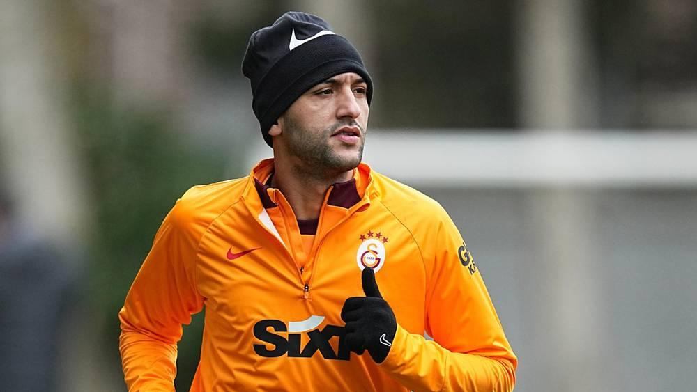 زياش يعود لتداريب غلطة سراي تأهبًا للمباراة الحاسمة أمام كوبنهاغن في دوري الأبطال