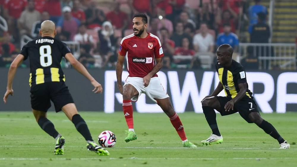 الأهلي المصري يتأهل إلى نصف نهائي "الموندياليتو" بعد انتصاره على الاتحاد السعودي (3-1) بمشاركة حمد الله كبديل في الدقيقة الـ70'