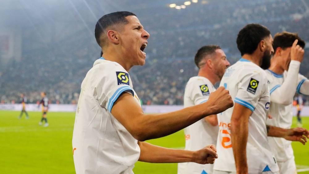 حارث يسجل ويقود مارسيليا للانتصار على كليرمون فوت (2-1) في الدوري الفرنسي