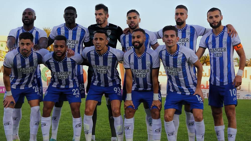 لاعبو اتحاد طنجة يضربون عن التداريب للأسبوع الخامس تواليا وبعض اللاعبين يغادرون المدينة لعدم قدرتهم على تسديد واجبات الكراء