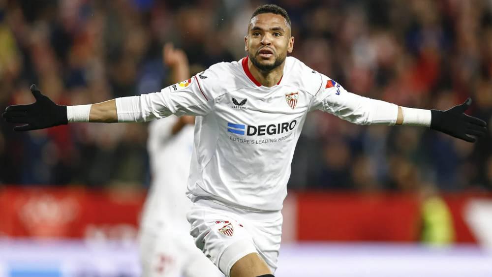 "سكاي سبورتس"/ مانشستر يونايتد يضع النصيري ضمن اهتماماته