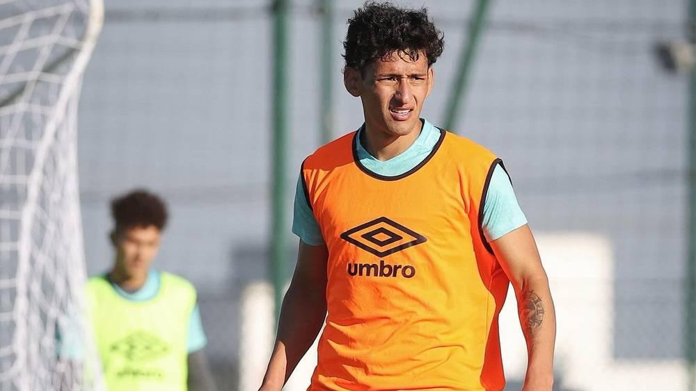 الرجاء يباشر استعداداته لمواجهة اتحاد طنجة بحصة تدريبية عرفت حضور أبريغو وهيرفي وغياب أهولو