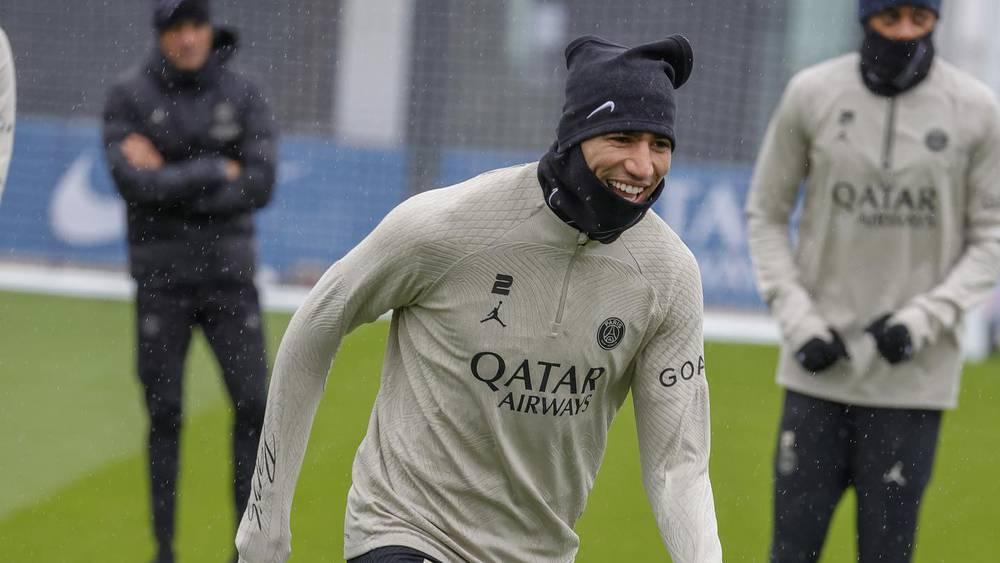 حكيمي حاضر في تداريب سان جيرمان ليومه الثلاثاء استعدادا لمواجهة تولوز في كأس السوبر الفرنسي