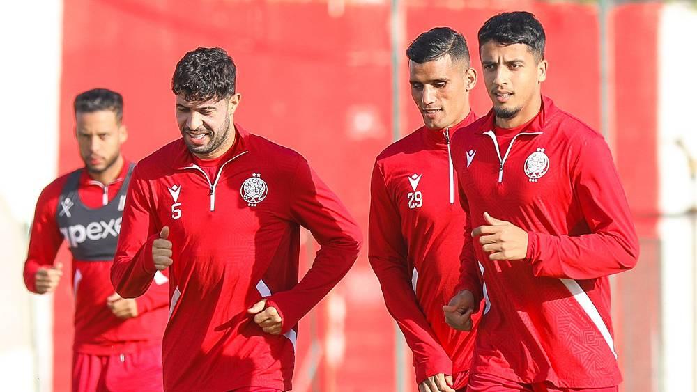 الوداد يختتم استعداداته لمواجهة "الديربي" أمام الرجاء بإجراء آخر حصة تدريبية بمركب بنجلون