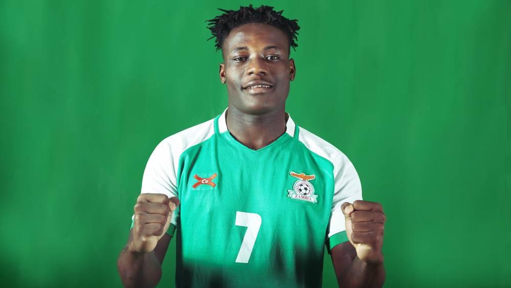 باندا (لاعب زامبيا): "جميع مباريات 'الكان' ستكون مهمة جدًا بالنسبة لنا ولا يهم الخصم الذي سنلعب ضده"