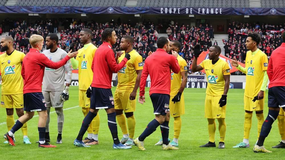 "غولدن ليون".. فريق من "المارتينيك" قطع أزيد من "13 ألف" كلم للخسارة ضد ليل بنتيجة 12-0 في كأس فرنسا!