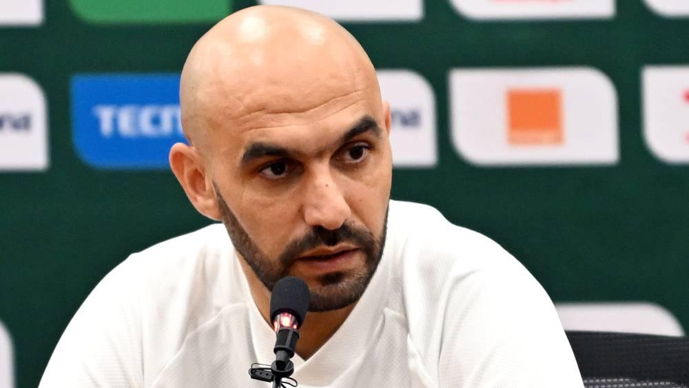 الركراكي: "بالنسبة لي لا أؤمن بفكرة أن الفريق الذي يربح لا يتغير وإنما أطبق ما أراه يوم المباراة"