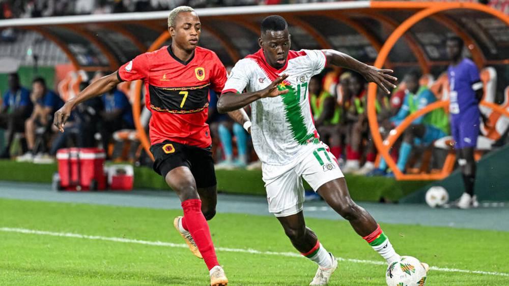 كأس أفريقيا/ منتخب أنغولا يُنهي الدور الأول في صدارة المجموعة الرابعة بفوزه على بوركينا فاسو (2-0)