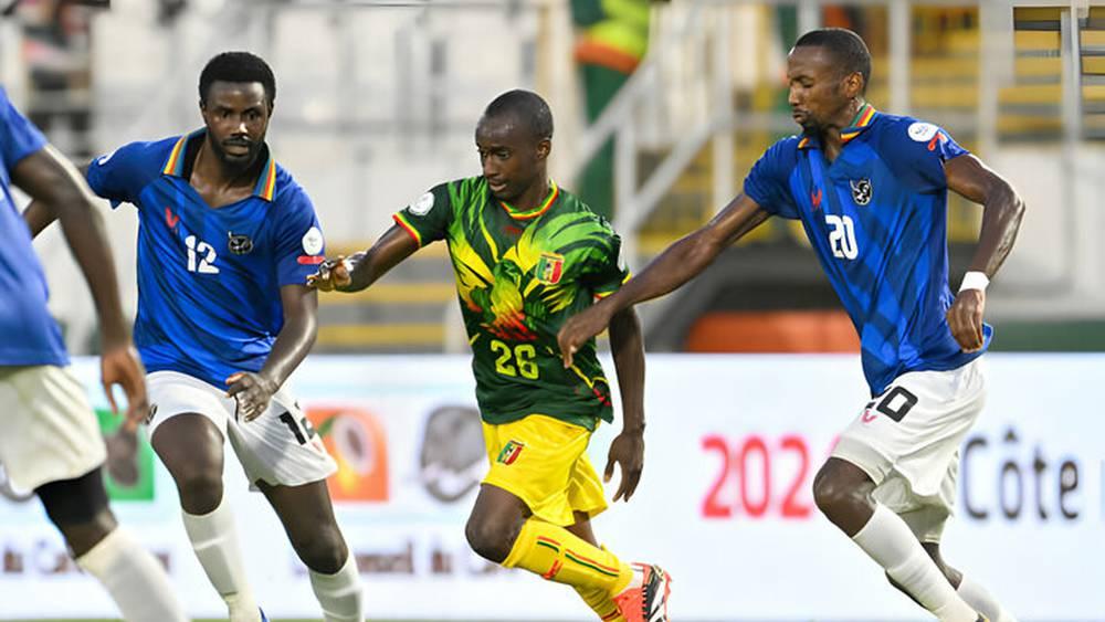 كأس أفريقيا/ مالي وناميبيا يتعادلان (0-0) ويتأهلان معا إلى ثمن النهائي