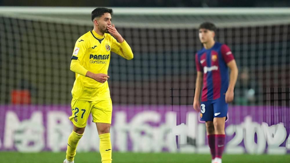 في مباراة مثيرة سجل فيها أخوماش.. فياريال يحقق "الريمونتادا" ويفوز على برشلونة (3-5)