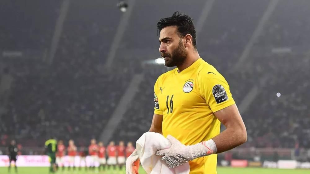 أبو جبل يفكر في اعتزال كرة القدم بعد الضغوطات الكبيرة التي تعرض لها بسبب إضاعته لركلة الجزاء الأخيرة لمصر أمام الكونغو