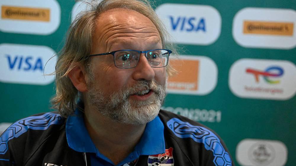 سانتفيت (مدرب غامبيا السابق): "لدي عروض لتدريب تونس ومنتخبات أخرى.. أريد العمل في فريق يسمح لي بخوض البطولات الكبرى"