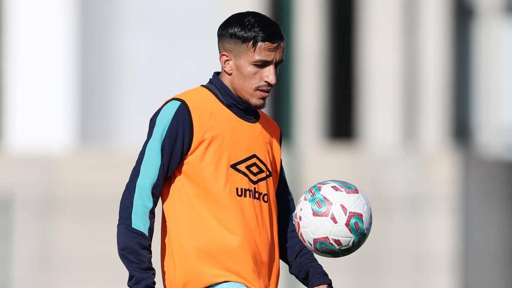 الرجاء يستعيد خدمات بولاكسوت في لقاء "الكلاسيكو" أمام الجيش