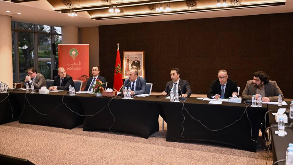 العصبة الاحترافية تتجه لتعديل قانون المدرب والسماح للمدربين بالإشراف على فريقين في موسم واحد