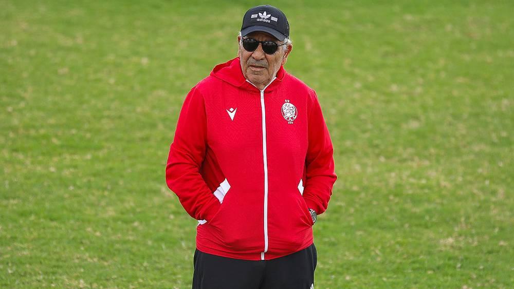 بعد تراجعه عن الاستقالة.. البنزرتي يقود تداريب الوداد استعدادا لمواجهة نهضة بركان غدا السبت