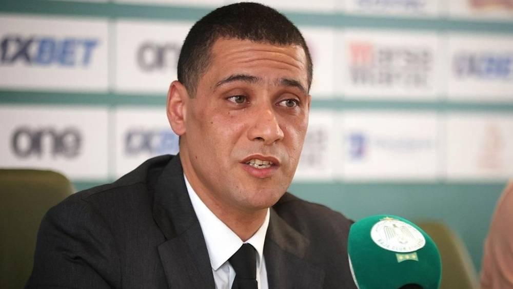 بودريقة يترأس اجتماعا للمكتب المديري للرجاء عن بعد ويتواصل مع اللاعبين عبر تقنية الفيديو في ظل تواجده خارج المغرب لأسابيع