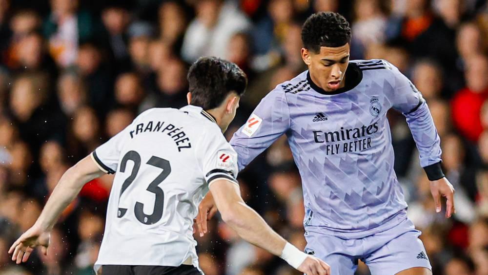 ريال مدريد "يتعثر" ضد فالنسيا ويكتفي بالتعادل (2-2)