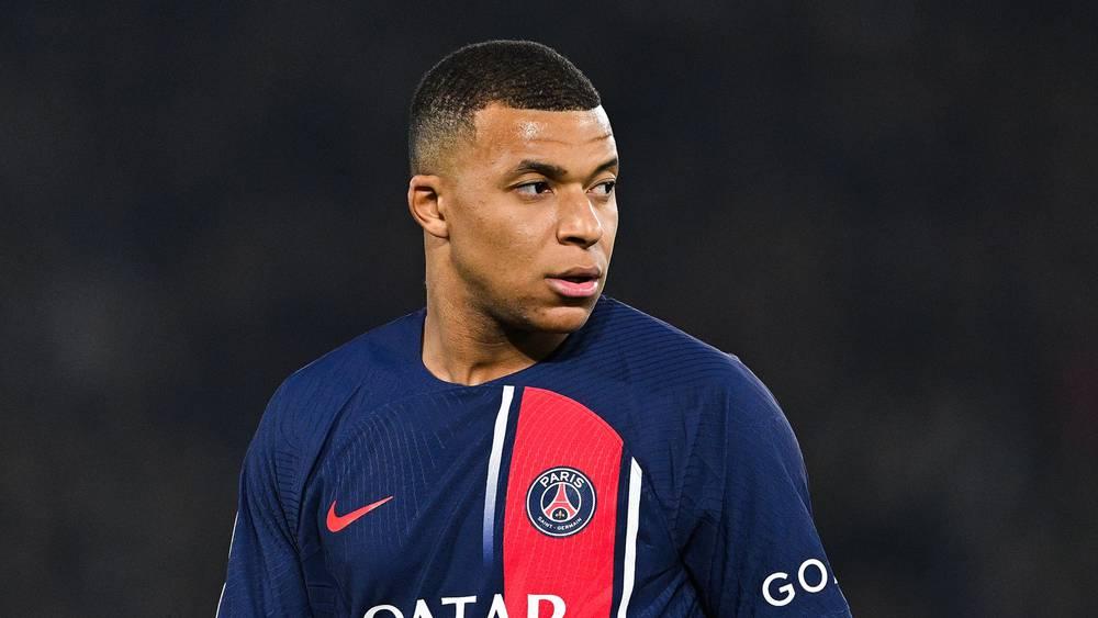 "ليكيب"/ مبابي غاضب ويشعر بالخيانة من إدارة باريس سان جيرمان بسبب تسريب خبر رحيله