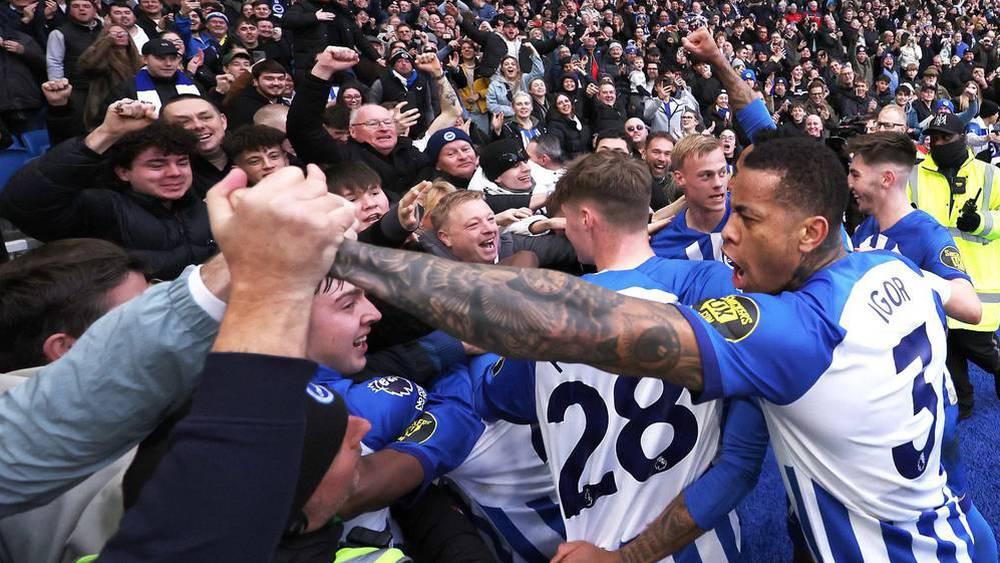 إثنان من مشجعي برايتون يتعرضان للطعن في روما قبل مباراة الفريقين في الدوري الأوروبي