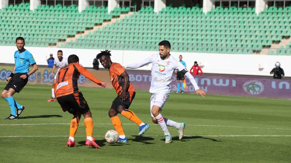 البطولة الاحترافية/ حسنية أكادير ينهزم في ميدانه أمام نهضة بركان (0-2)