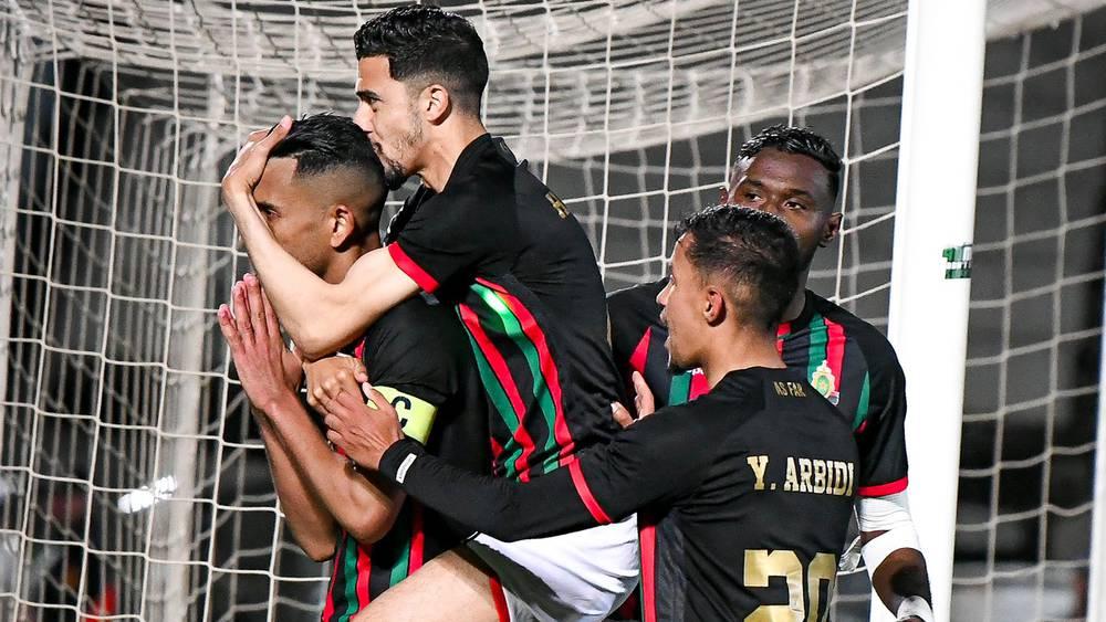 لاعبو الجيش الملكي: "نهتم بالفوز فقط وبمسارنا في البطولة ولا نفكر في الرجاء"