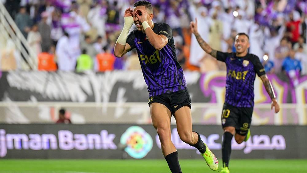 رحيمي بعد تسجيله "هاتريك" رفقة العين: "سعيد جدا لأنني سألتحق بالمنتخب الوطني وإن شاء الله سأواصل هذا التألق رفقة 'الأسود'"