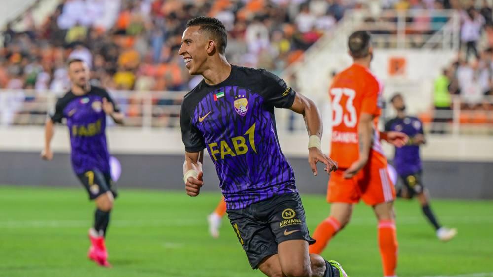 رحيمي يُسجل "هاتريك" ويقود العين للفوز على عجمان (4-0)