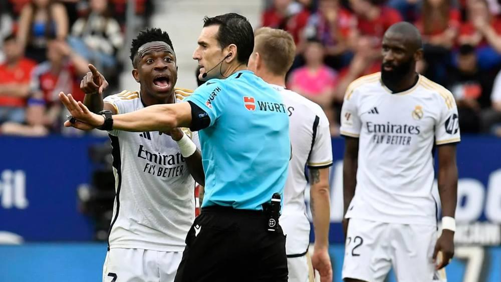 "هذا الحكم دائما يمنحني بطاقة صفراء".. فينيسيوس ينال الإنذار في المباراة الثالثة تواليا ويغيب ضد أتلتيك بلباو