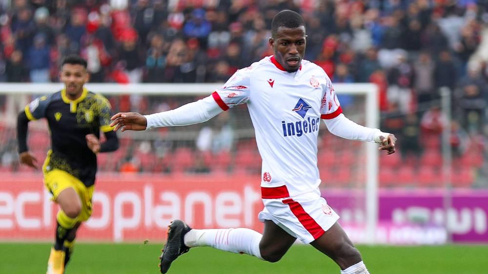 الموريتاني سيدي عمر وأبو الفتح أبرز غيابات الوداد أمام مولودية وجدة