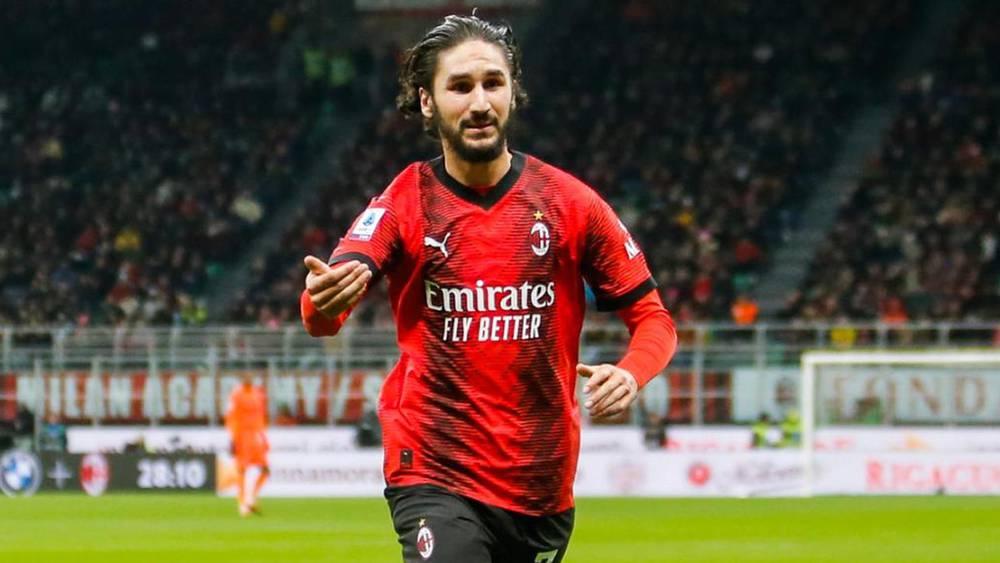 ياسين عدلي (لاعب ميلان): "اخترت فرنسا للعب في المستوى العالي وبلماضي أحبني كثيراً لكن انضمامي للجزائر تعقد بعد رحيله"