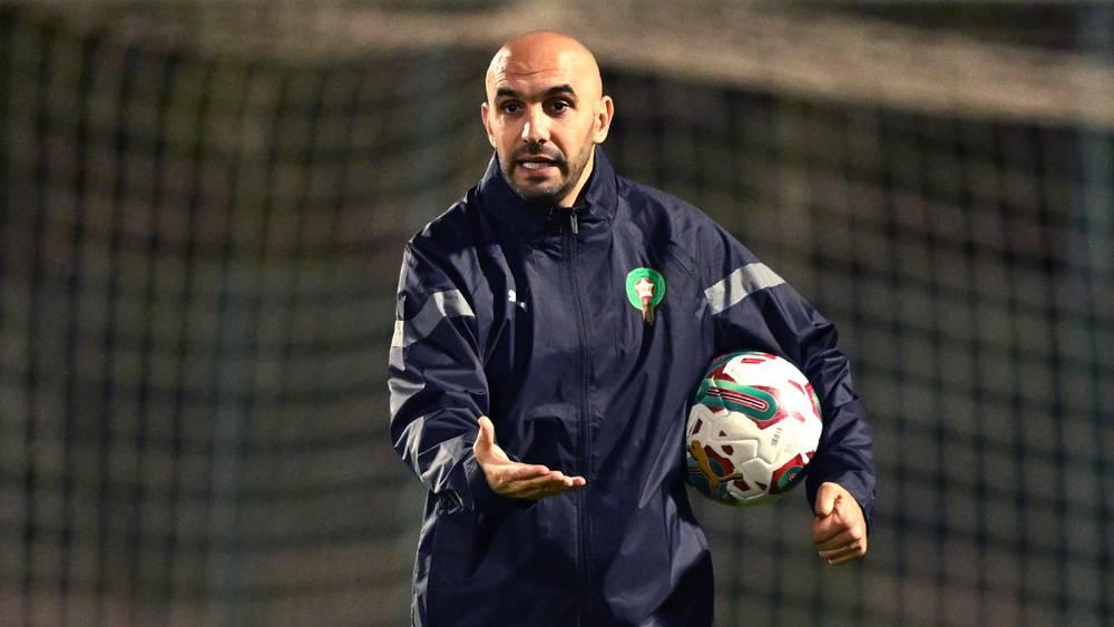 الركراكي: "العيناوي يثير اهتمامي وعليه اتخاذ القرار وإذا لم يأخذه فسآخذه مكانه سواء بالحضور أو العكس ولن ننتظر طويلا"