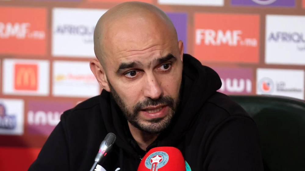 الركراكي: "أتابع الكرة الموريتانية كثيرا.. أمير عبدو مدرب أحبه كثيرا ونتحدث دائما عن الكرة الأفريقية"