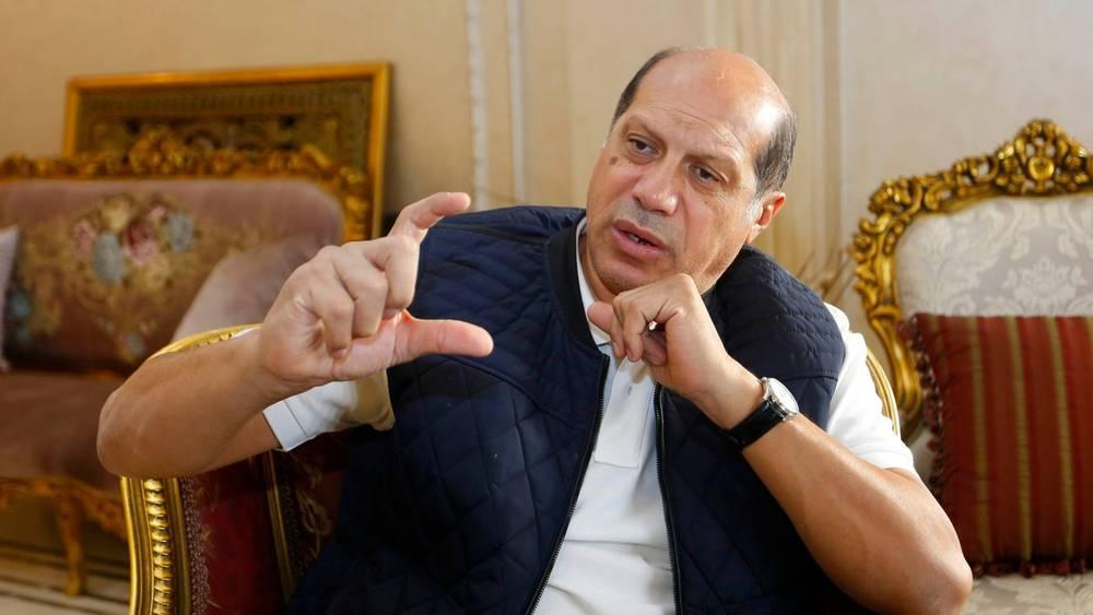 ترحيل 18 لاعبا مصريا من الإمارات بعد اكتشاف تزوير أعمارهم!