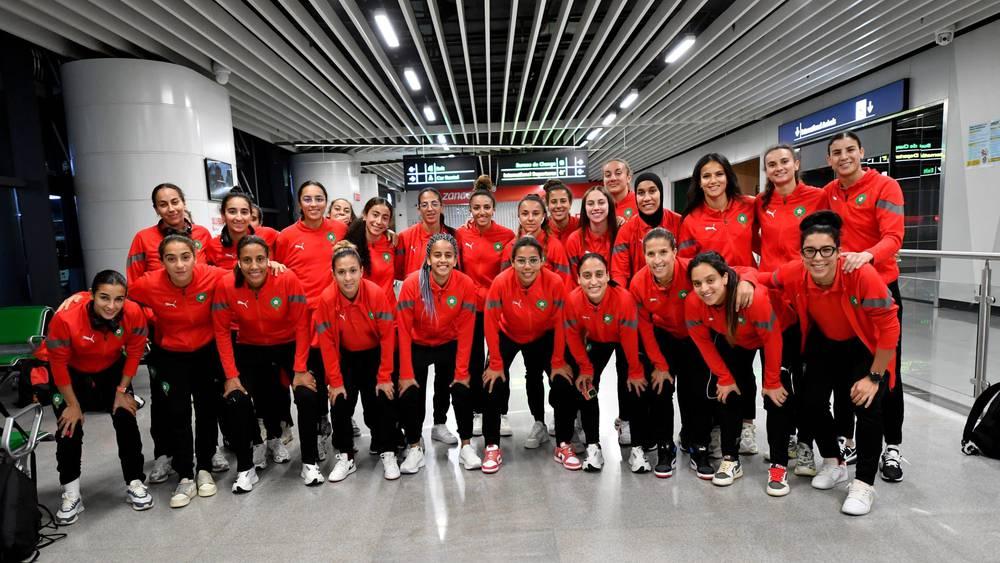 بعثة المنتخب المغربي النسوي تحط الرحال بندولا وفيلدا يبرمج حصة تدريبية أخيرة قبل مواجهة زامبيا