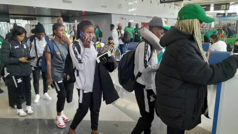 بعثة المنتخب الزامبي النسوي تُحلق صوب الرباط لملاقاة المنتخب المغربي في إياب الدور الأخير من تصفيات الأولمبياد