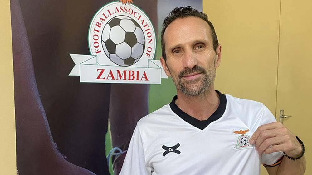 مدرب زامبيا لـ"الفوتسال": "المغرب أفضل فريق يلعب كرة القدم داخل القاعة في العالم حاليا"