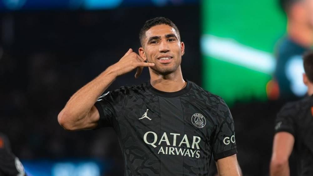 صحيفة "سبورت" عن حكيمي: "إنريكي يستعيد خدمات أخطر أسلحته ضد برشلونة"