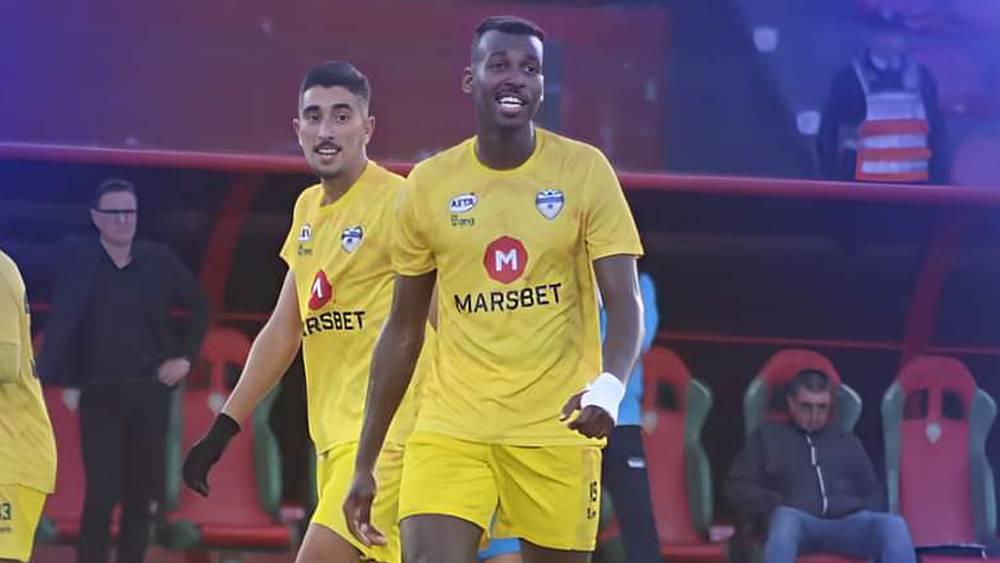 البطولة الاحترافية/ التعادل الإيجابي يحسم مُواجهة شباب السوالم ونهضة الزمامرة (1-1)