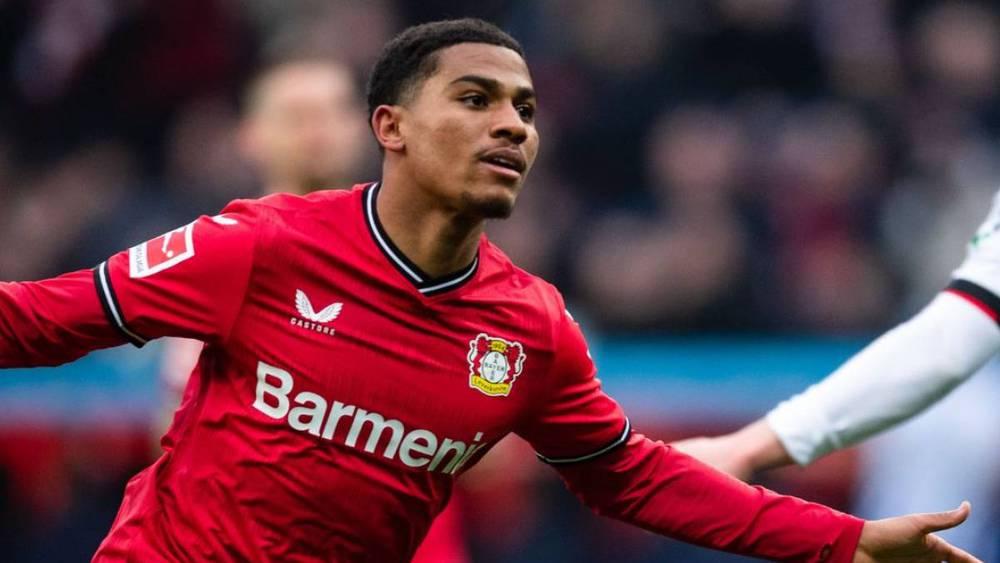 "الكاف" يشيد بتألق عدلي بعد تتويجه بلقب الدوري الألماني رفقة فريقه باير ليفركوزن