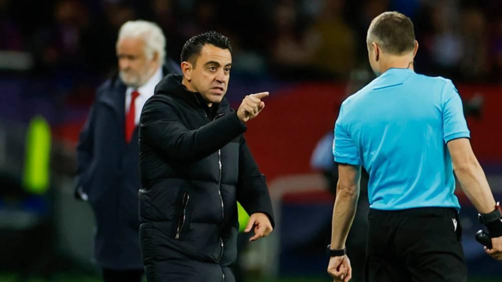 تشافي: "قرار الحكم دمَّر عمل موسم بأكمله"