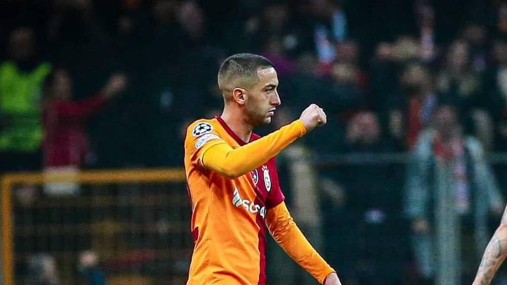 غلطة سراي يُقرر تفعيل خيار تمديد تعاقده مع حكيم زياش بشكل تلقائي